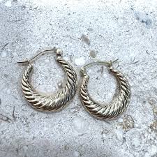 14k Solid Yellow Gold Scalloped Hollow Hoop Earrings, 14k ...