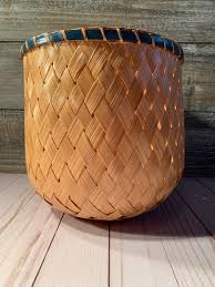 Vintage Kitschy Basket - Etsy