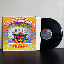 Magical Mystery Tour - The Beatles Picture Book 1967 MAL ...