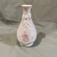 The Cameo Ribbon Royal Heritage Collection White Pink Floral ...