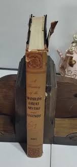 A Treasury of the World's Greatest Myths and Legends For ...