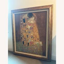 Framed Print of The Kiss by Gustav Klimt - AptDeco