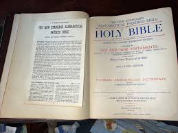 NEW STANDARD REFERENCE BIBLE - BLUE RIBBON - HERTEL ...