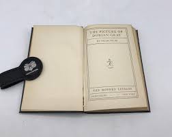 The Picture of Dorian Gray Oscar Wilde Morality ...