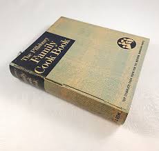 Vintage Americana The Pillsbury Family Cook Book 1963 Hardcover 5 Ring Binder | eBay