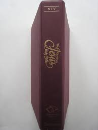 Amazon.com: Knowing Jesus Study Bible, The: 9780310921257: Hindson, Edward E., Dobson, Ed: Books