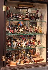 Lot - LARGE COLLECTION OF PEWTER MILITARY MINIATURES AND ...