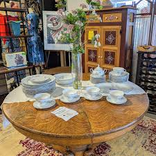 Experience the thrill of second-hand shopping at ReUzit on ...