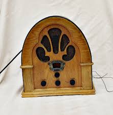 Vintage AM/FM Radio Wooden Retro Radio and Cassettes Art Nr ...