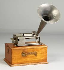 Perfectionned Graphophone" | Cottone Auctions