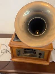 retnuH | Some fragments of softness I've found in a world ...