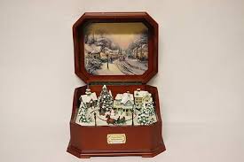 Thomas Kinkade's Holiday Memories Music Box