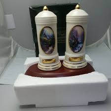 Thomas Kinkade Painter of Light Salt pepper shakers sweet heart hidden cottage | eBay