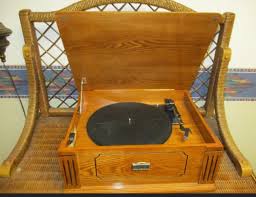 Can anyone identify this? : r/turntables