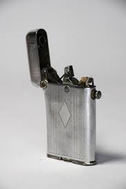 Vintage Thorens Double Claw Lighter Diamond Pattern 1930s - Etsy