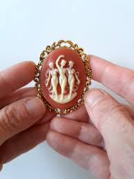 UNUSED 80s Vintage Cameo Brooch, Three Graces Brooch, Victorian Revival Brooch, 3 Dancing Muses Ladies Collar Pin Brooch. - Etsy Canada