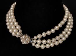 LARGE LOT OF 20 VINTAGE FAUX & FRESHWATER PEARL NECKLACES, 1 SIGNED | eBay