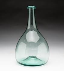Lot - BLOWN GLASS CLUB SHAPED BOTTLE.