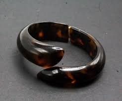 Vintage Early Plastic 40's Tortoise Lucite Clamp Bypass Bracelet | eBay