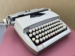 Sears Tower Constellation Portable Typewriter W/Metal Case ...