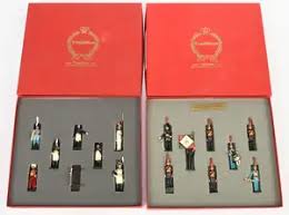 Vectis Auctions | The Chessmen' - Robin Hood Themed ...