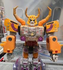 Recently bought armada unicron great condition but ...