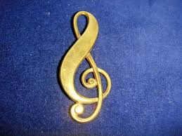 vtg brass TREBLE CLEF BROOCH lapel hat jacket PIN music band ...