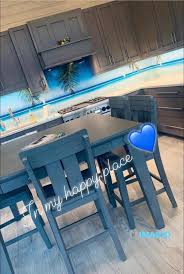 Grout is OUT… paradise is IN. 🌴 This cabana kitchen now brings vacation vibes to everyday life—and has officially become her happy place. 🩵 imagioglass.com