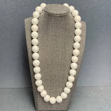 Retro Bead Necklace 24 In White Acrylic Classic Vintage Glam ...