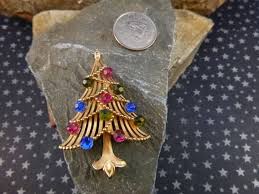 Crown Trifari Vintage Christmas Tree Brooch | Hot Pink Green and Blue Faceted Crystal Ball Ornaments | Book Piece - Etsy