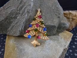 Vintage Crown Trifari Christmas Tree Brooch: Pink, Green & Blue Crystals