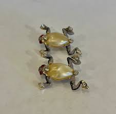 Vintage Twin Set of Enamel Goldtone Frog Pins With Red ...