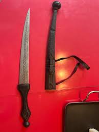 Can someone help me identify this? : r/SWORDS