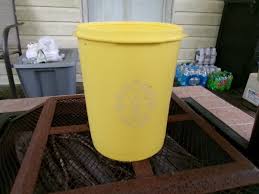 TUPPERWARE YELLOW CONTAINER NO LID 211-4 | eBay