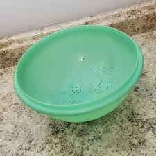 Tupperware Vintage Jadeite Green Colander Strainer Bowl #339 ...
