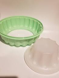 Vintage Jello Mold / Vintage Tupperware / Replacements / Tupperware Replacement