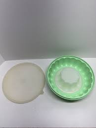 Vintage Tupperware Jello Mold Retro Plastic & Lid. Jel-Ring Mold | eBay