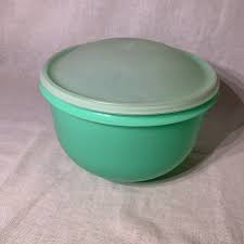 Tupperware Crisp It #1424 Lettuce Bowl Keeper Jadeite Green ...
