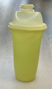 Yellow Tupperware Blender Mixer Bottle Quick Shaker Pourer ...