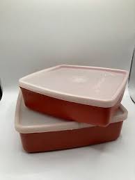 Set of 2 Vintage Tupperware Square Sandwich Keepers With ...