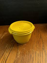 Vintage Tupperware Yellow Gold Servalier Container 886-31 | eBay
