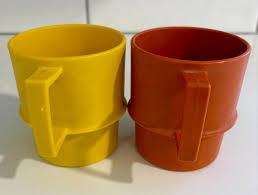 Set of 2 Vintage Tupperware Cups/mugs - Etsy