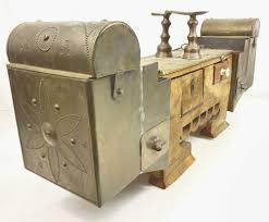 Sold at Auction: Vintage Turkish Brass Valet Shoe Shine Box / Stand