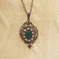 Vintage Necklace & Earring Set Ornate Peking Glass Pearl Pendant Mid Century Modern Cluster Earrings Gold and Green Jewelry - Etsy