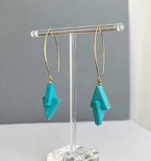 Turquoise Arrow Dangle Earrings: Geometric Design - Etsy Israel