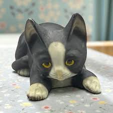 Small Cute Vintage Harvey Knox Ceramic Black Cat. Stilia ...