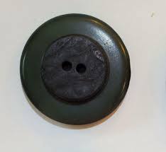 VINTAGE VEGETABLE IVORY BUTTON RAISED CTR 2 HOLE 50L - 1 1/4 ...