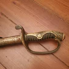 Recently inherited this ww2 Japanese officer sword, any ...