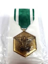 U.S. Navy & Marine Commendation Medal - COLLECTORS-BADGES.COM
