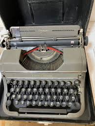 Vintage Underwood Champion Typewriter with Hard Case READ | eBay